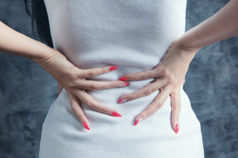 Hüftschmerzen behandeln – gezielte Schmerztherapie nach Liebscher & Bracht Hüftschmerzen im Hüftgelenk – Behandlung durch Schmerztherapie nach Liebscher & Bracht